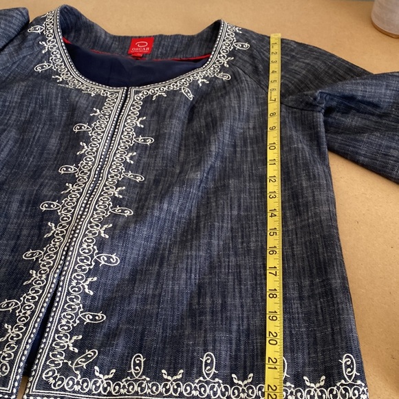 Oscar Blue with White Embroidered Jacket. Size 14 - Picture 12 of 14